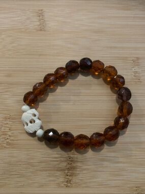 New Vintage Crystal and Bone Elephant 🐘 Stretch Bracelet